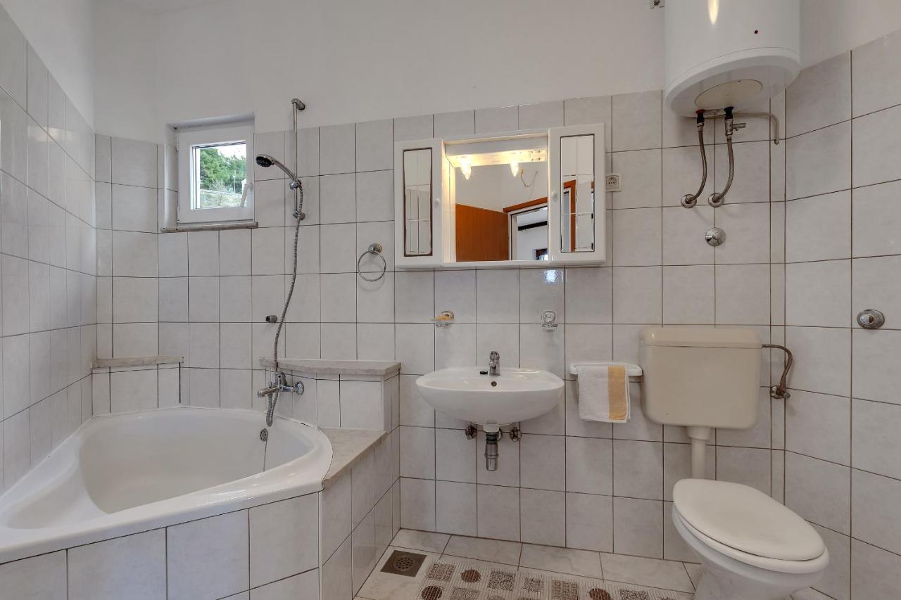 Apartments Tihomir Musac أوميس المظهر الخارجي الصورة