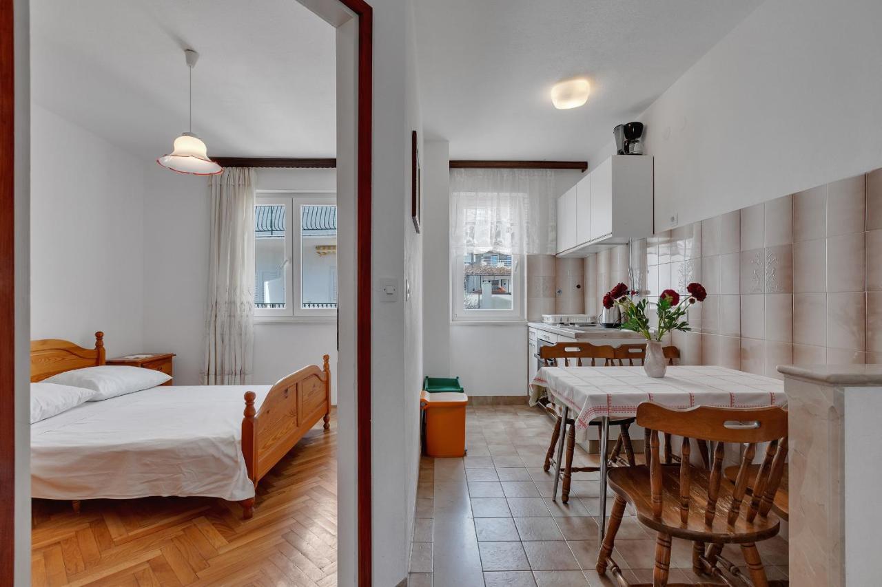 Apartments Tihomir Musac أوميس المظهر الخارجي الصورة