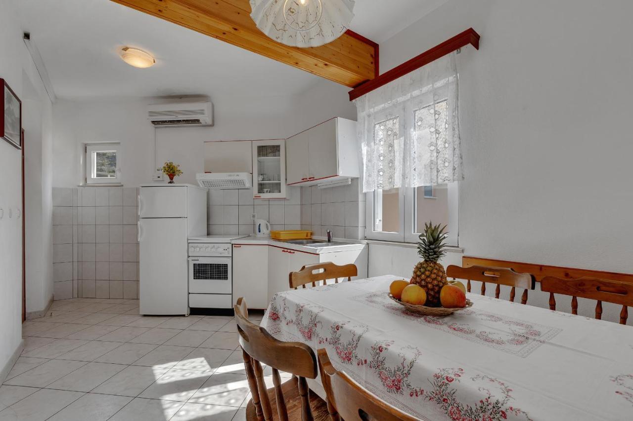 Apartments Tihomir Musac أوميس المظهر الخارجي الصورة