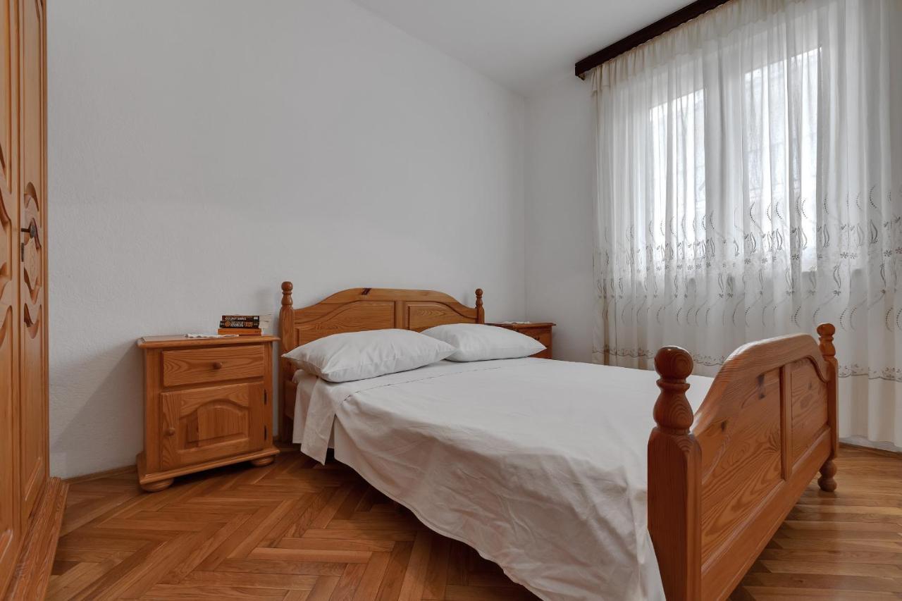 Apartments Tihomir Musac أوميس المظهر الخارجي الصورة