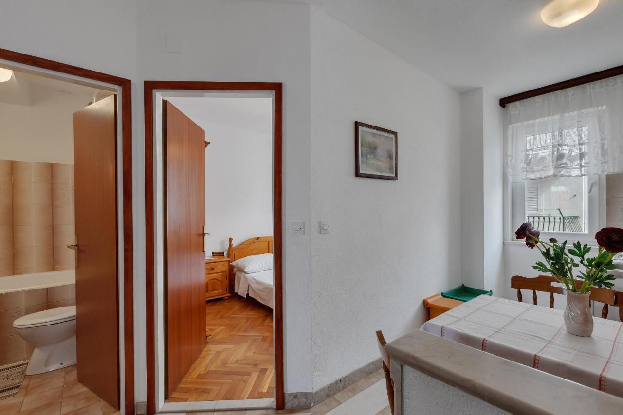 Apartments Tihomir Musac أوميس المظهر الخارجي الصورة