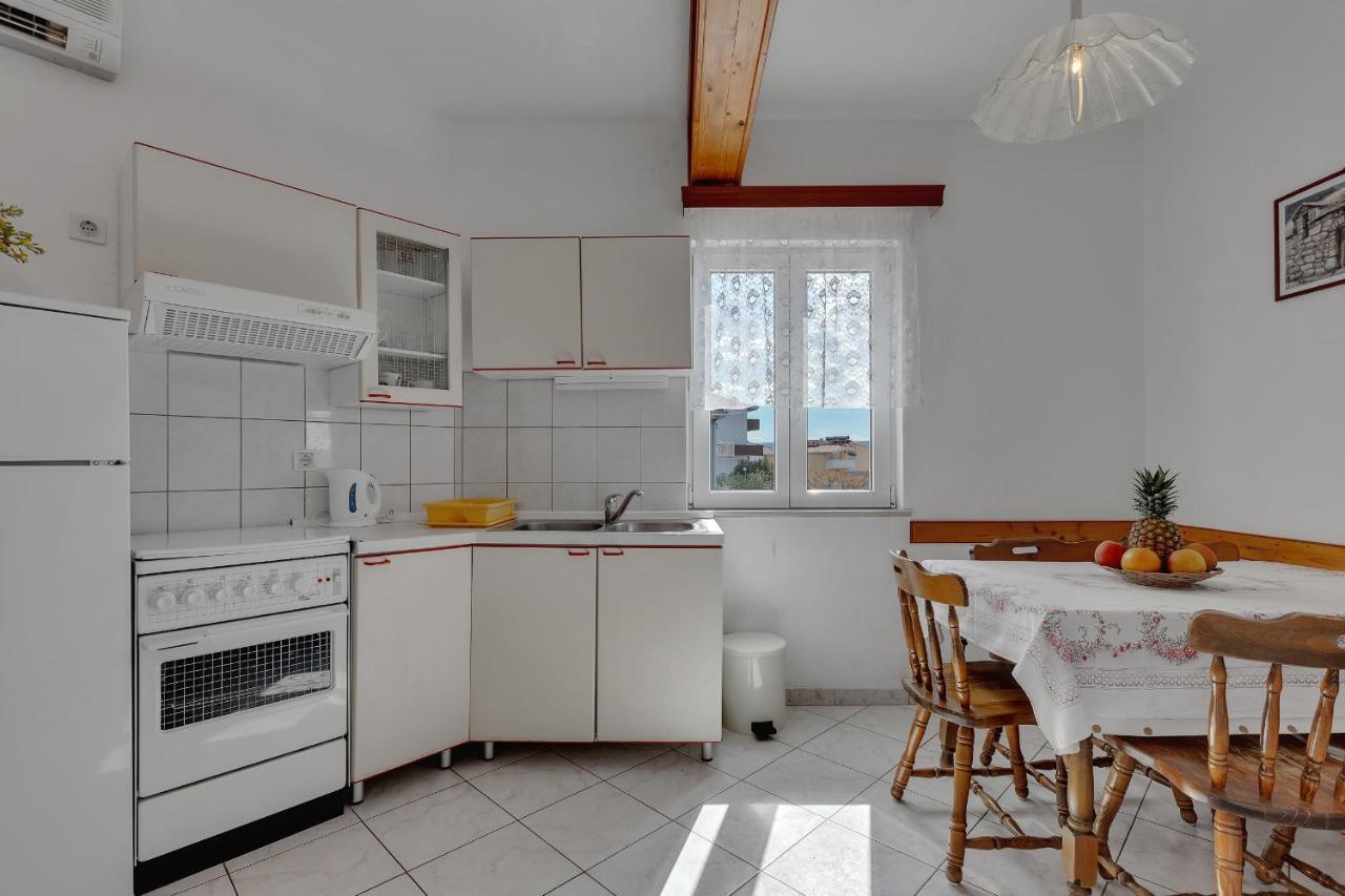 Apartments Tihomir Musac أوميس المظهر الخارجي الصورة